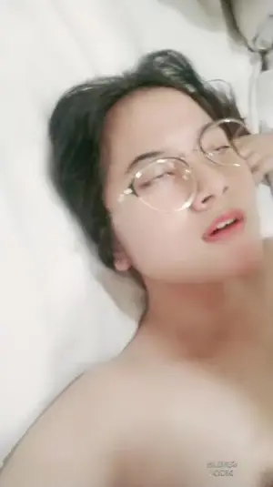 Bokep Ngentot Klarisaimut Host Body Kimcil Di Hotel