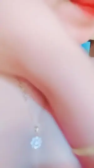 Bokep Silvia Ebot Bugil Ngangkang Ngelusin Memeknya Ahh